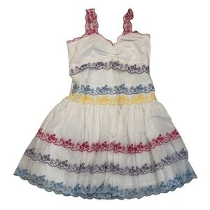 Marlo. Sasha Lace Sleeveless Embroidered Dress